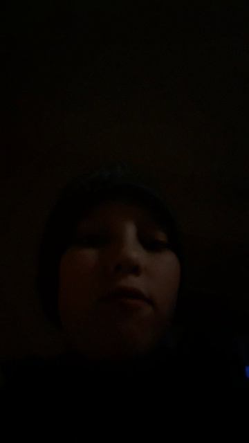 20250416_194402.mp4