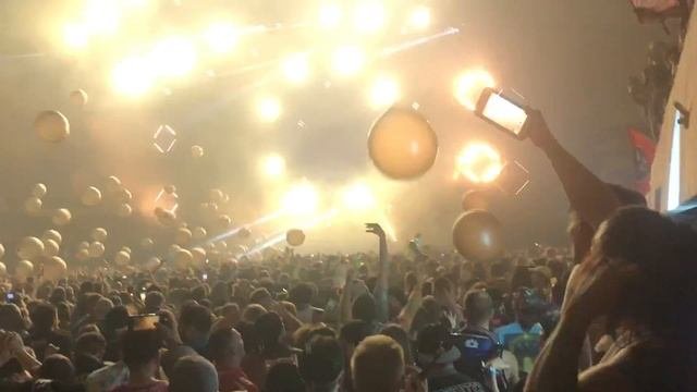 BasscenterXII Night One-Let Me Clear My Throat