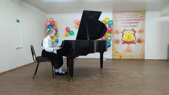 Слобожанинова Алиса, г. Киров, И. Парфёнов «Пришла задумчивая осень» из «Детского альбома»