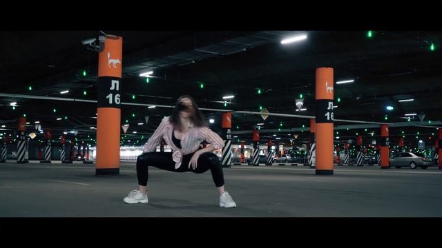 Lil Mama - lip gloss (dance)