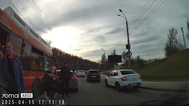 ДТП с автобусом на Ларина, 15.04.25