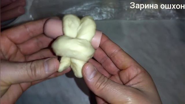 ГОТОВИМ БУЛОЧКА СОСИСКА К ЧАЮ ПОЛУЧАЕТСЯ ОЧЕНЬ НЕЖНО И ВКУСНО.И РАДОВАТЬ СВОИМ ДЕТЕЙ.