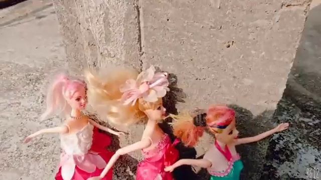 Coca Cola Tu song dance by dolls | Barbie logo