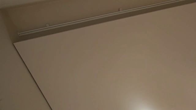 Натяжные потолки в апартаментах по дизайн проекту с применением современных решений.