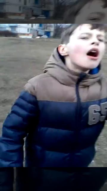 Санек!!!!!На улицах Смолино !)))