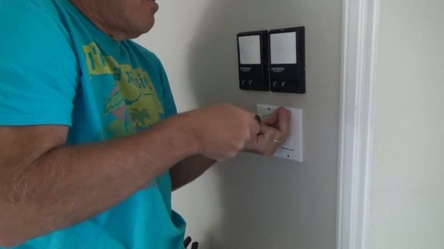 How to Install/Adjust a 2-Gang Light Switch Cover Plate for Dummies