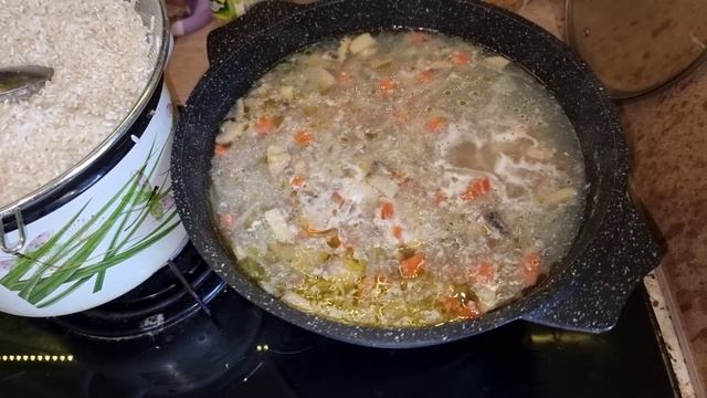 ВКУСНО НАВЕРНОЕ БУДЕТ РИС С ГРИБАМИ И ФИЛЕ ИНДЕЙКИ