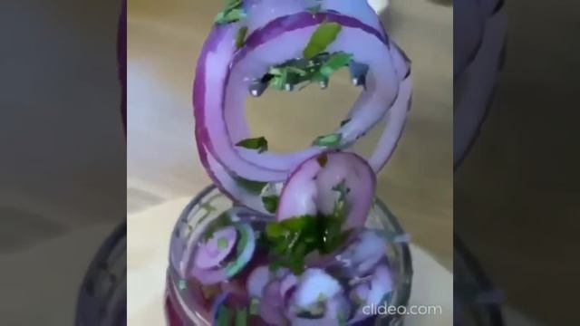 Обожаю маринованный лук , пригoтοвленный пο этoму рецепту