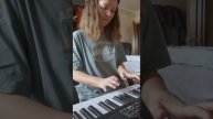 Играю на синтезаторе две недели