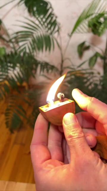 Ещë одна самоделка. 
Установлен уплотнитель, обе части хорошо держат магниты 🧲