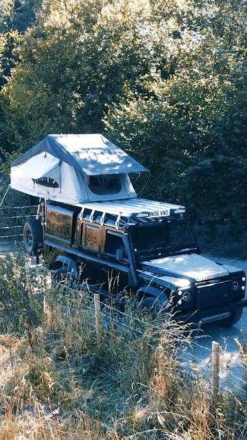 Roof tent wild camp on the South Downs @tentandtrail