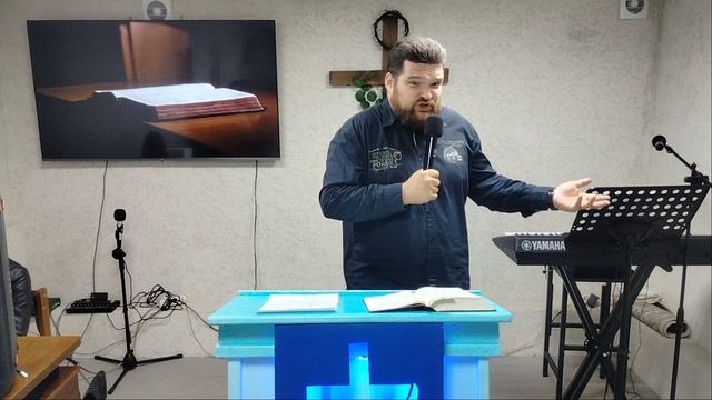 Вы не свои - Илья Чуров
