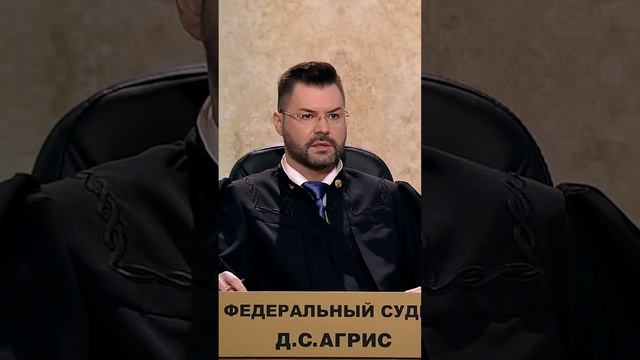 Я в чужой квартире прикован наручниками к кровати..