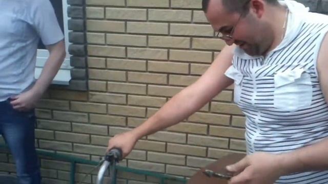 Ваня и мопед:)