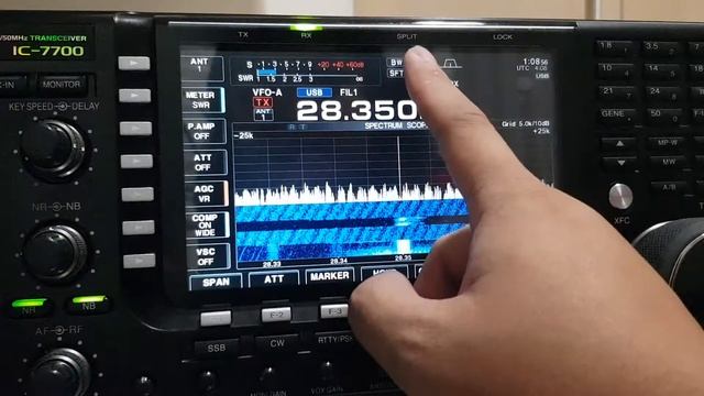 Icom IC-7700 Video aula 001