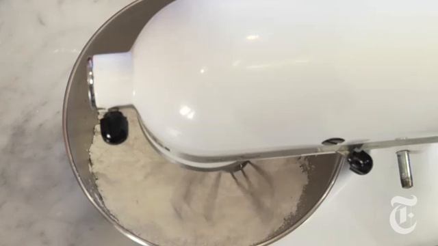 Dining: How to Decorate Holiday Cookies - nytimes.com/video