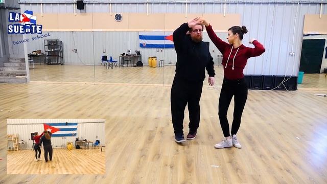 "Paseala Complicado" - Intermediate salsa move for couples