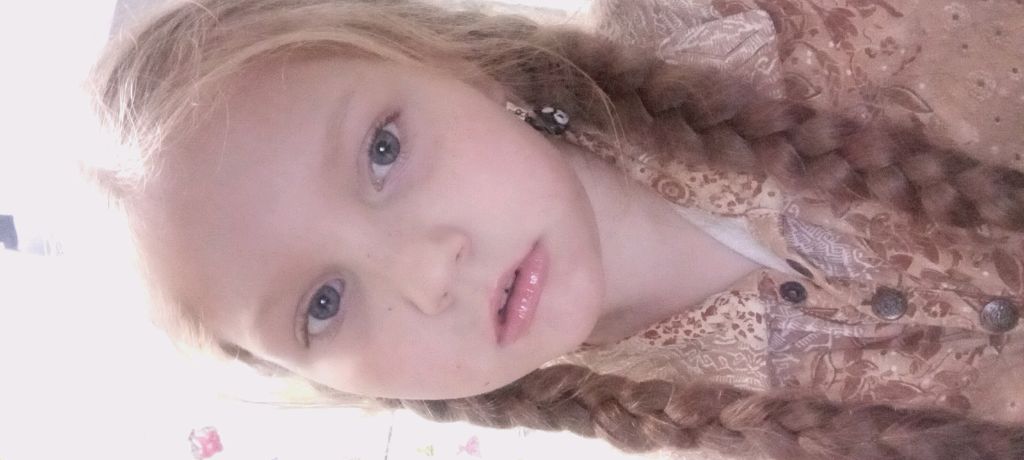 рисуем аниме чёрно-белый цвет всё время