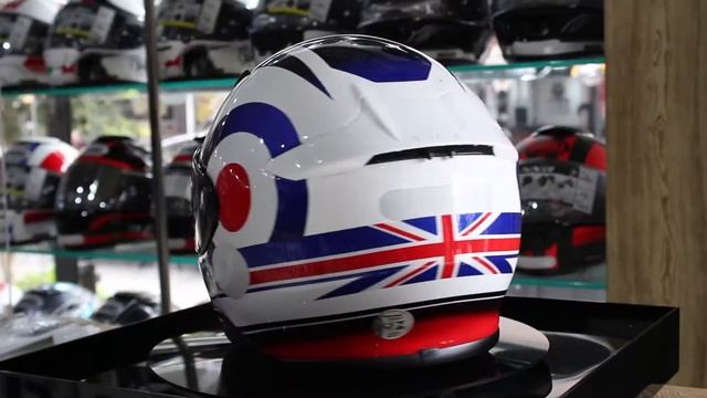 Planet Bike Apresenta: Capacetes Shoei