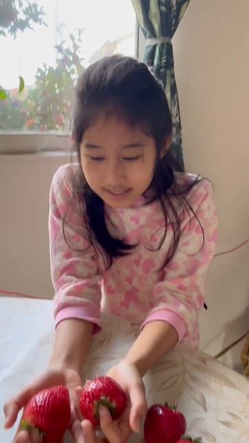 Strawberry is rich in Vitamins C and antioxidants and good for the kids