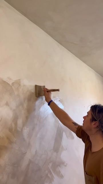 limewash bedroom makeover #limewash #interiordesign #home #interiordecor #bedroommakeover
