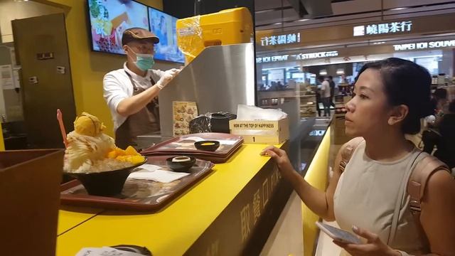Mango Shaved Ice Cream in Taipei, Taiwan | Traveler Ni