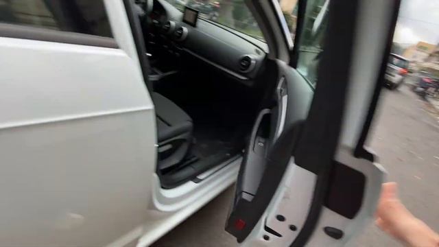 AUDI A3 SPB 1.6 TDI clean diesel Ambition
