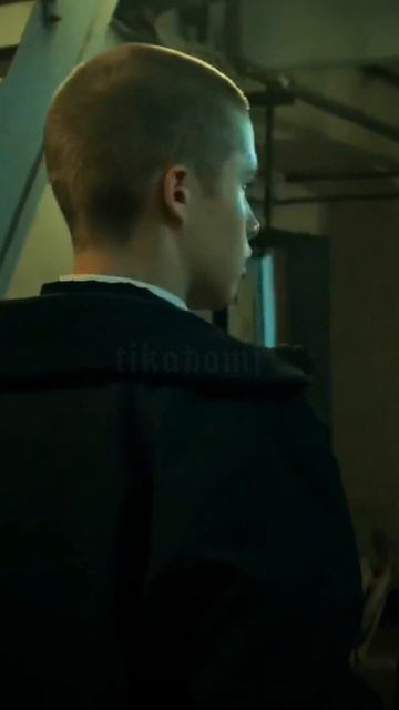 Слово пацана 4 REAL #slovopatsana #словопацана #4real #edit #vfx #марат #пальто #адидас #айгуль