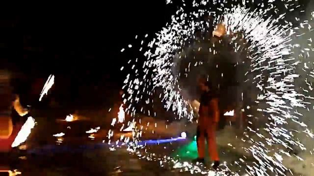 ДОНЕЦК     ОГНЕННОЕ ШОУ    ТАМАДА ЛИЛИЯ    +380 50 564 58 01