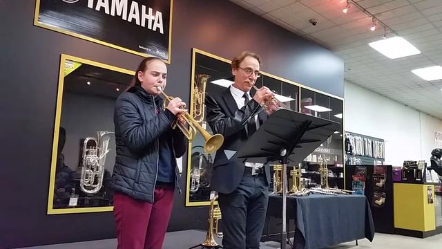 My 14 year old student Talia at an Allen Vizzutti masterclass (Sep 2016)