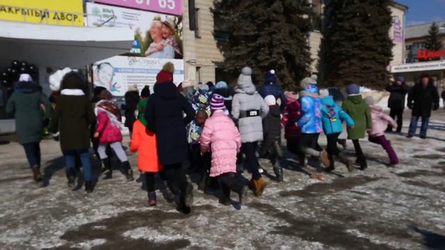 Спасите, люди, мир! Оставьте, люди, ДК! Дети Химмаша против сноса своего Дворца культуры