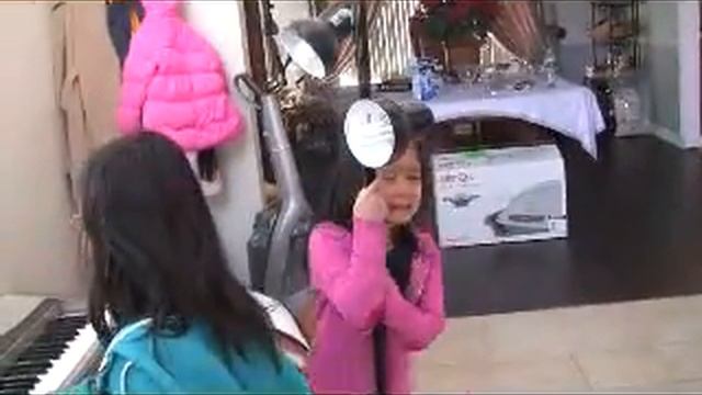 My 6 yrs old daughter cries to Old Mother Hubbard