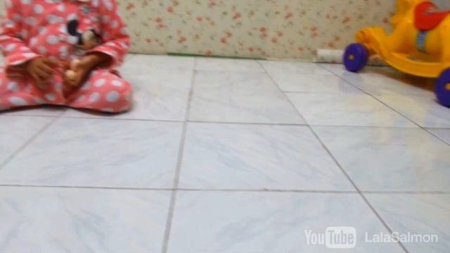 mainan angry bird bertelur