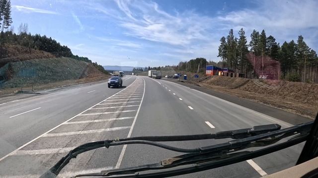 Поломка в рейсе, оторвало энерго аккумулятор. Новый обход Канска и Усолья Сибирского. Катим в Хабару