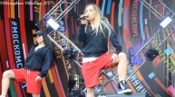 Мари Краймбрери - туси сам акапелла вместе с людьми