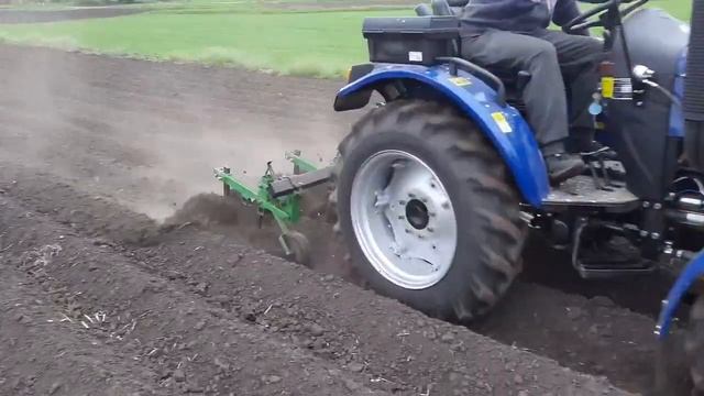 Сапання картоплі "їжаками" на ДТЗ 5244 HPX