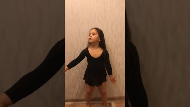 Танцы! Маша Клюкина 5 лет