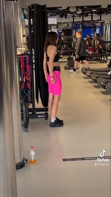 Когда решила быть секси, но в душе ты баб Маня😂