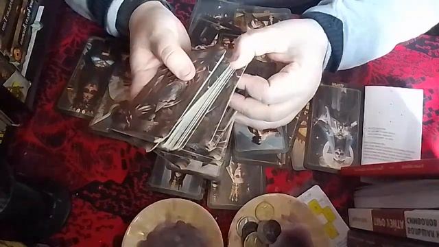 Расклад что он думает о вас на самом деле.