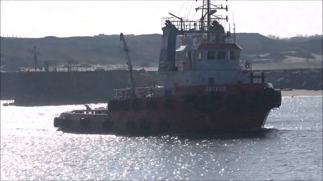 ANTEOS TUG naar een ankerplaats scheveningen 31 10 2019