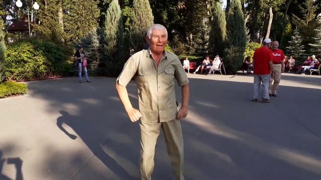 ГОРИТ КАЛИНЫ ЦВЕТ! ТАНЦЫ ХАРЬКОВ СЧАСТЛИВЫЕ МОМЕНТЫ
