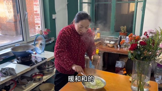 东北农村猫冬生活，早餐一菜一汤，东北特色