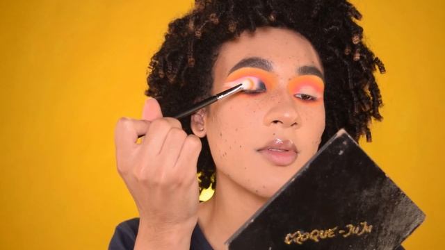 DU BLUSH JAUNE !? NOUVELLE MODE ?