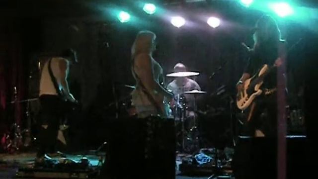 violet kiss live@traffik(ROMA)-SONO UNA TROTA