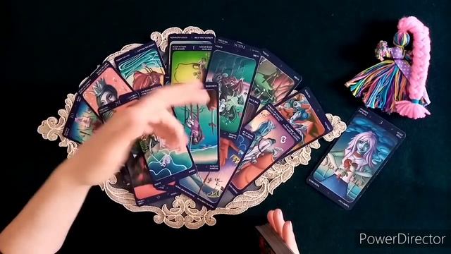Таро для мужчин🎩 ЧТО ОНА ЧУВСТВУЕТ И ДУМАЕТ?💘