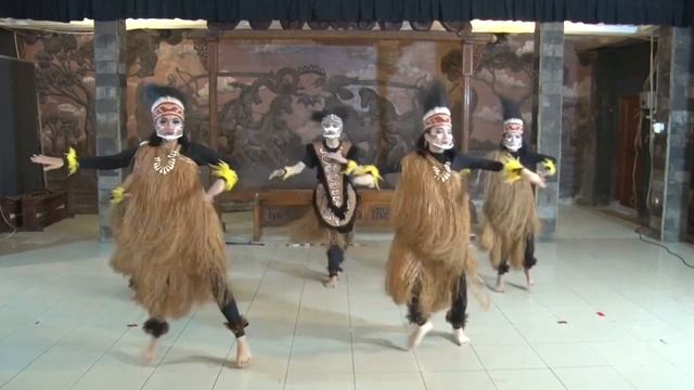 ACEX2022 - SMP LABSCHOOL KEBAYORAN - TIM ARNESSA - TARI E MAMBO SIMBO