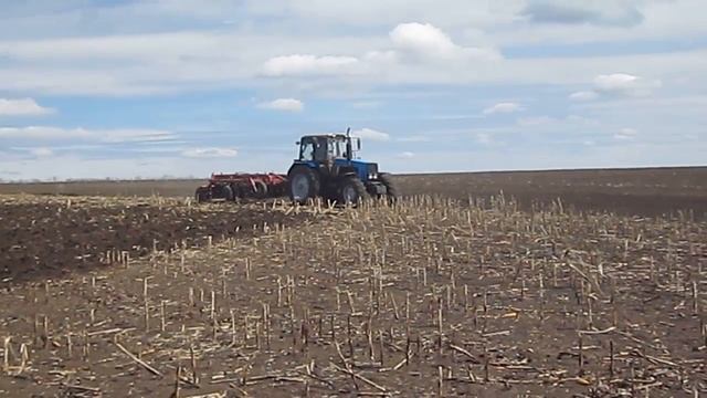Культивирование и дискование 2017 - мы трактористы (Агрофірма СВК Солоненське)