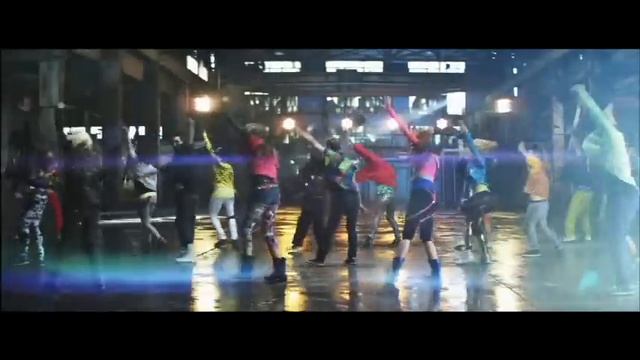 bella thorne zendaya coleman and make the playback of a song by selena gomez