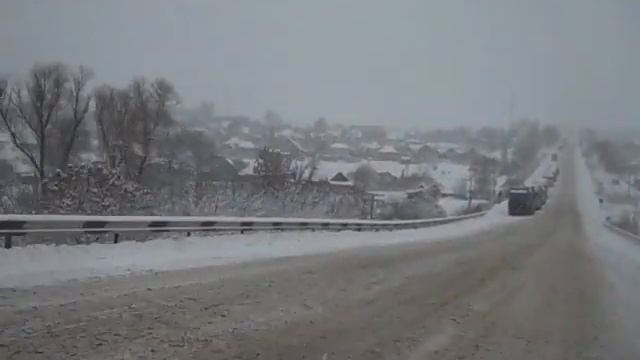 Снігові затори на шляхах в селі Кам'янка (Ізюмщина)