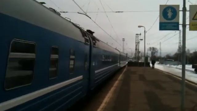 ЭП20 - 052 с пассажирским поездом